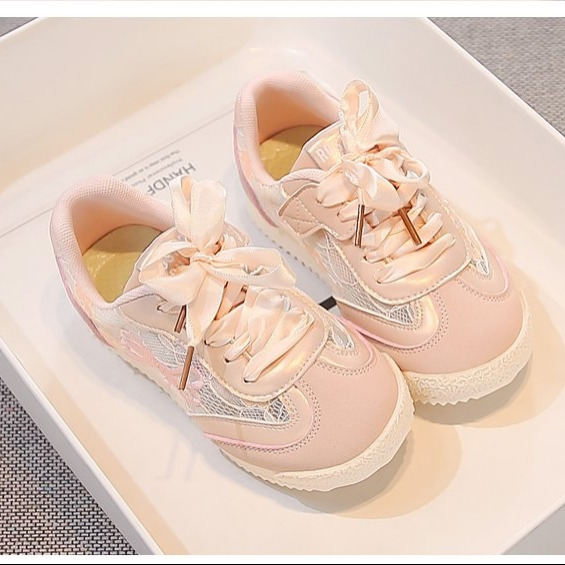 Family Travel Kids Casual Shoe - Outdoor Adventure Walks 评论和价格