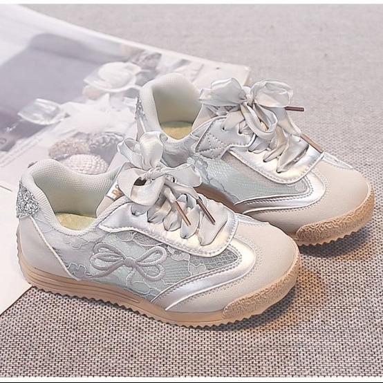 Family Travel Kids Casual Shoe - Outdoor Adventure Walks 评论和价格